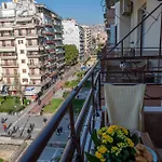 Galerius Panoramic Balcony アパート *